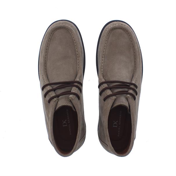 Daniel Kenneth Angelino Suede Spiegel