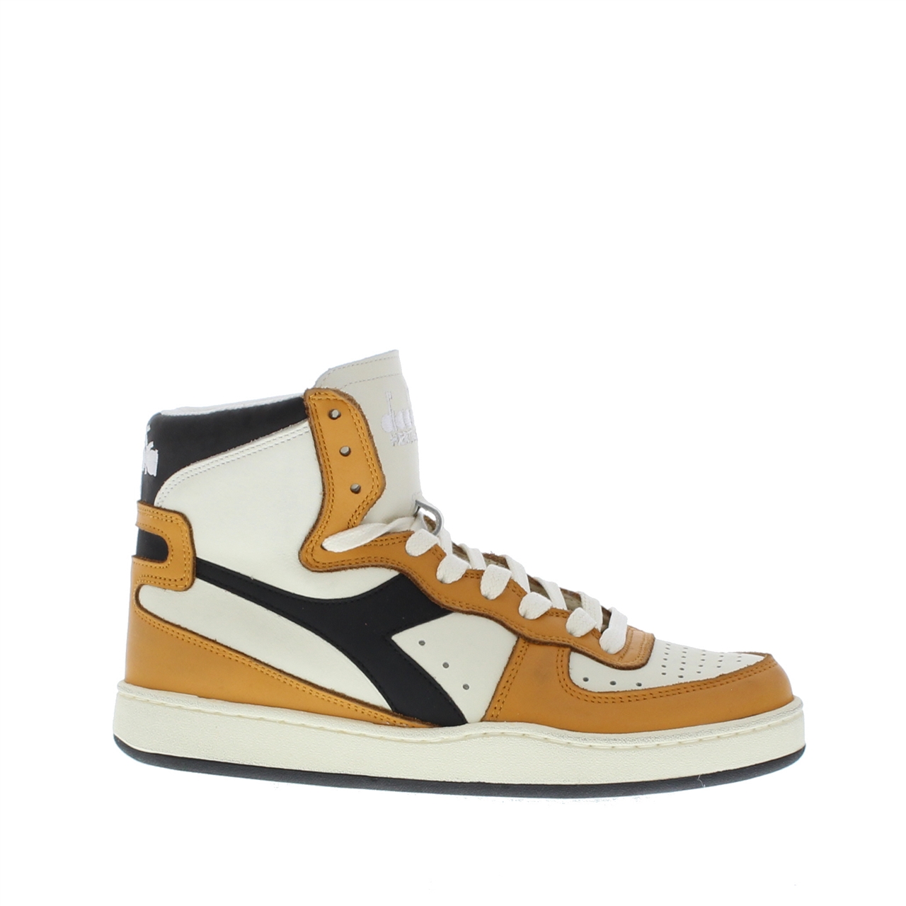 wit diadora heritage sneaker bij Schoenen Verduyn | Gratis levering