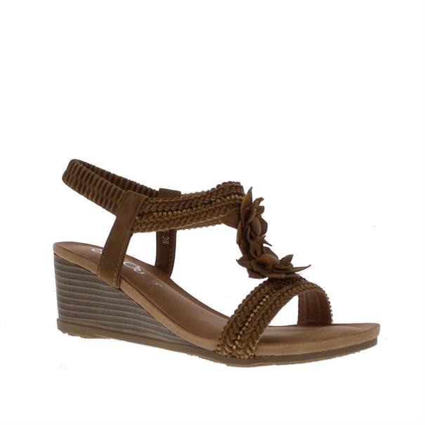 Ella Cruz Zahri Bloem Front