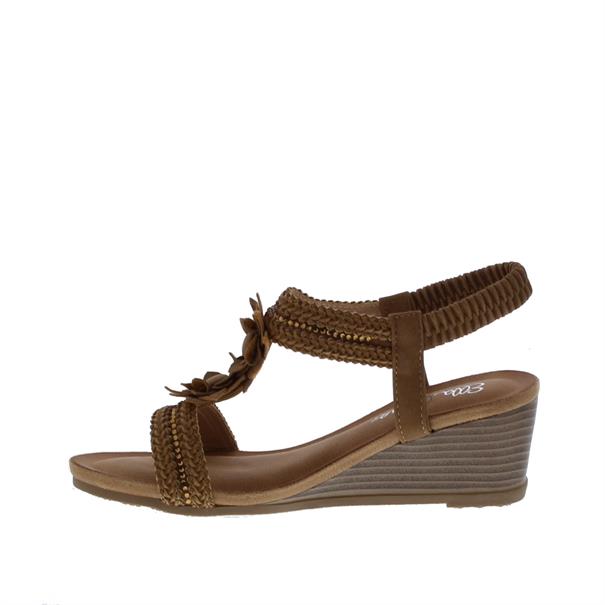 Ella Cruz Zahri Bloem Front