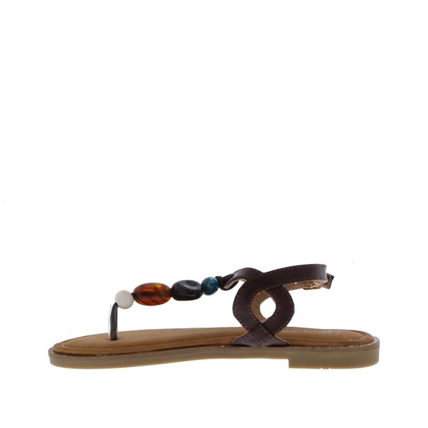 Ella Cruz Zulay Wreef Stenen