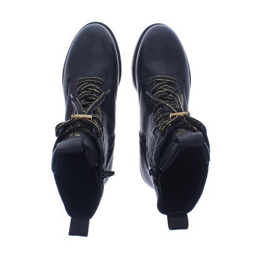 Juliette Abigai Veterboot