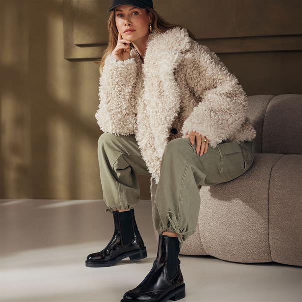 Lucia Gina Dames Laars