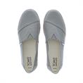 Toms