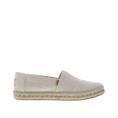 Toms
