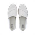 Toms
