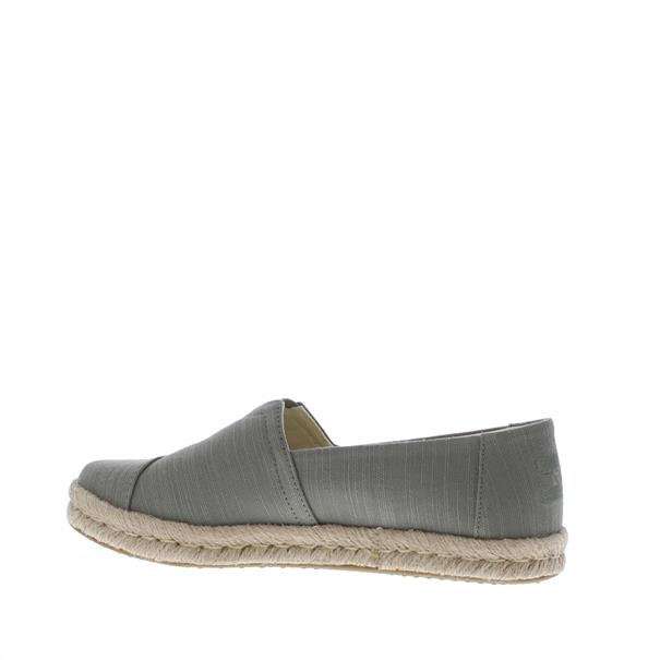 Toms