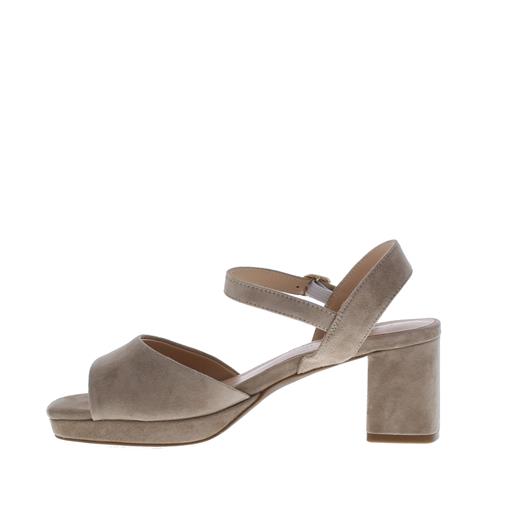 Tylina Blok Hak Plateau