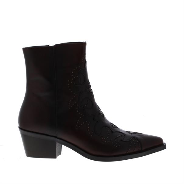 Vivian Ray Carlotta Texan Studs