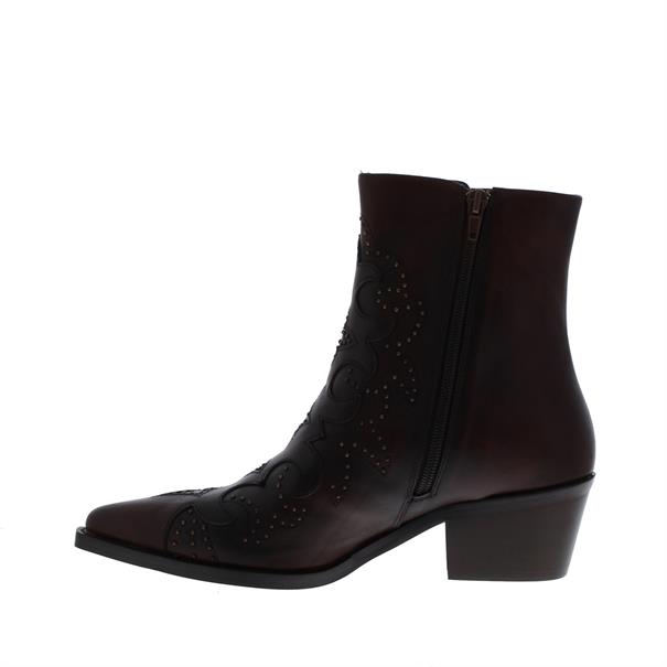 Vivian Ray Carlotta Texan Studs