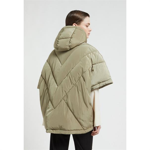 Way Out Puffer Cape